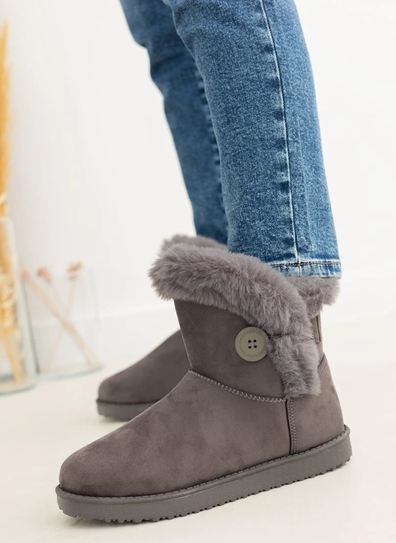 The Fashion Project Μποτάκια με γούνα και κουμπί στο πλάι - Γκρι σκούρο 1 The Fashion Project Μποτάκια με γούνα και κουμπί στο πλάι - Γκρι σκούρο