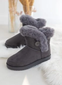 The Fashion Project Μποτάκια με γούνα και κουμπί στο πλάι - Γκρι σκούρο 10 The Fashion Project Μποτάκια με γούνα και κουμπί στο πλάι - Γκρι σκούρο -The Fashion Project κατάστημα mpotakia me gouna kai koumpi sto plai 110059 y71a