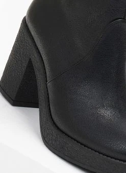 The Fashion Project Μποτάκια με κρεπ σόλα και τακούνι - Μαύρο -The Fashion Project κατάστημα mpotakia me krep sola kai takouni 109040 e6xp