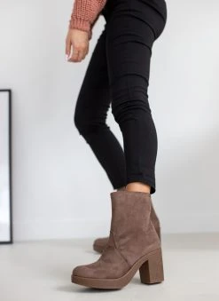 The Fashion Project Μποτάκια με κρεπ σόλα και τακούνι - Τάουπε