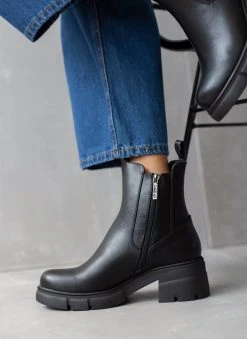 Μποτάκια Chelsea REFRESH 170139 - Μαύρο -The Fashion Project κατάστημα mpotakia me lastixo refresh 170139 106162 vsep