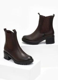 The Fashion Project Μποτάκια με λάστιχο στο πλάι - Καφέ 11 The Fashion Project Μποτάκια με λάστιχο στο πλάι - Καφέ -The Fashion Project κατάστημα mpotakia me lastixo sto plai 108469 wglf