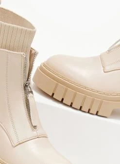 The Fashion Project Μποτάκια κάλτσα με φερμουάρ - Μπεζ -The Fashion Project κατάστημα mpotakia me leptomereia kaltsa 105870 ndpo