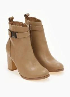 The Fashion Project Μποτάκια με μεταλλικό διακοσμητικό - Πούρο 12 The Fashion Project Μποτάκια με μεταλλικό διακοσμητικό - Πούρο -The Fashion Project κατάστημα mpotakia me metalliko diakosmitiko 106130 jkrp