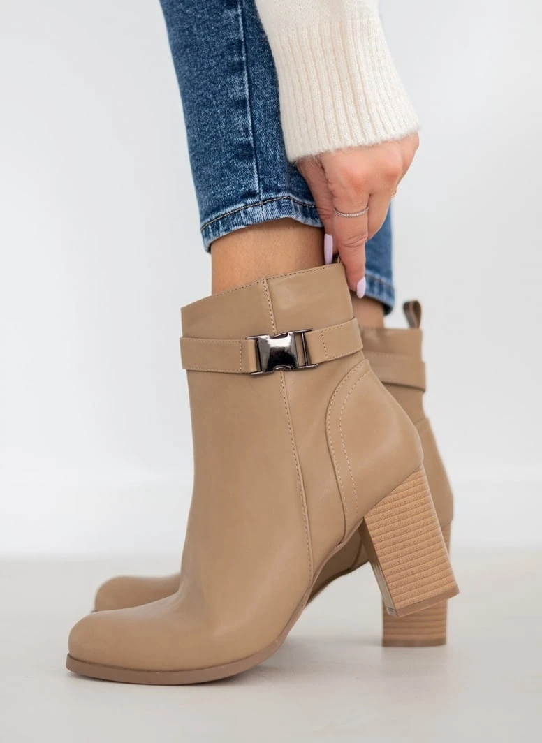 The Fashion Project Μποτάκια με μεταλλικό διακοσμητικό - Πούρο 1 The Fashion Project Μποτάκια με μεταλλικό διακοσμητικό - Πούρο