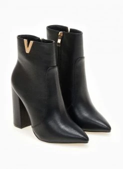 The Fashion Project Μποτάκια με μεταλλικό V Cut - Μαύρο -The Fashion Project κατάστημα mpotakia me metalliko v cut 106108 l1g5