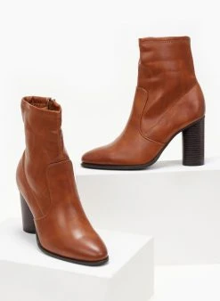 The Fashion Project Μποτάκια με στρογγυλό ψηλό τακούνι - Ταμπά -The Fashion Project κατάστημα mpotakia me stroggulo psilo takouni 105749 8sly