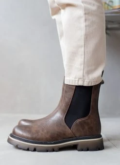 The Fashion Project Μποτάκια Chelsea με διχρωμία - Καφέ