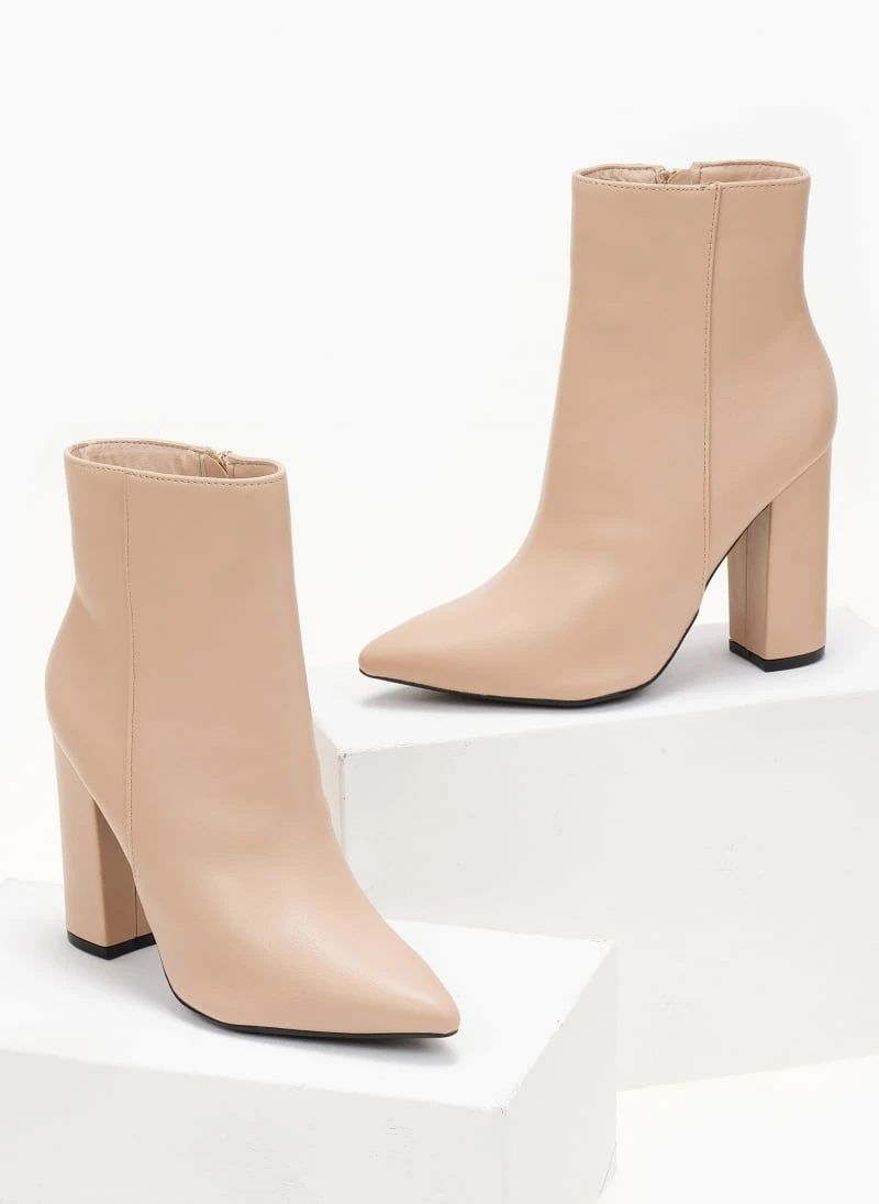 The Fashion Project Μποτάκια μυτερά με κάθετη ραφή - Nude 5 The Fashion Project Μποτάκια μυτερά με κάθετη ραφή - Nude - Image 5