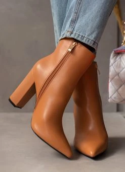 The Fashion Project Μποτάκια μυτερά με κάθετη ραφή - Κάμελ -The Fashion Project κατάστημα mpotakia mutera me katheti rafi 105577 dv30