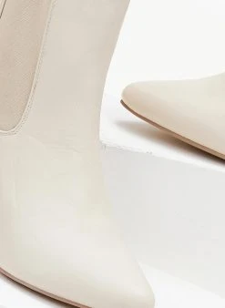 The Fashion Project Μποτάκια Chelsea με μεταλλική λεπτομέρεια - Μπέζ -The Fashion Project κατάστημα mpotakia mutera me metalliki leptomereia 106287 6ott