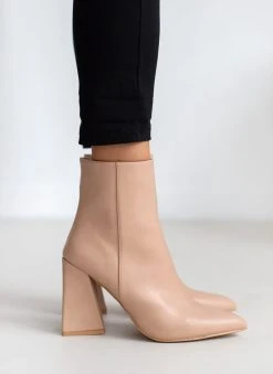 The Fashion Project Μποτάκια μυτερά με ραφή - Nude 10 The Fashion Project Μποτάκια μυτερά με ραφή - Nude -The Fashion Project κατάστημα mpotakia mutera me rafi 109549 766a