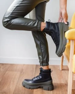 The Fashion Project Αρβυλάκια με ιδιαίτερη σόλα - Χακί/Μαύρο -The Fashion Project κατάστημα mpotakia pezoporias me idiaiteri sola 97484 6euh