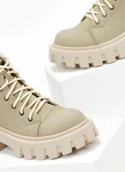 The Fashion Project Αρβυλάκια Suede με Chunky σόλα - Λαδί -The Fashion Project κατάστημα mpotakia suede me chunky sola 106908 wobt