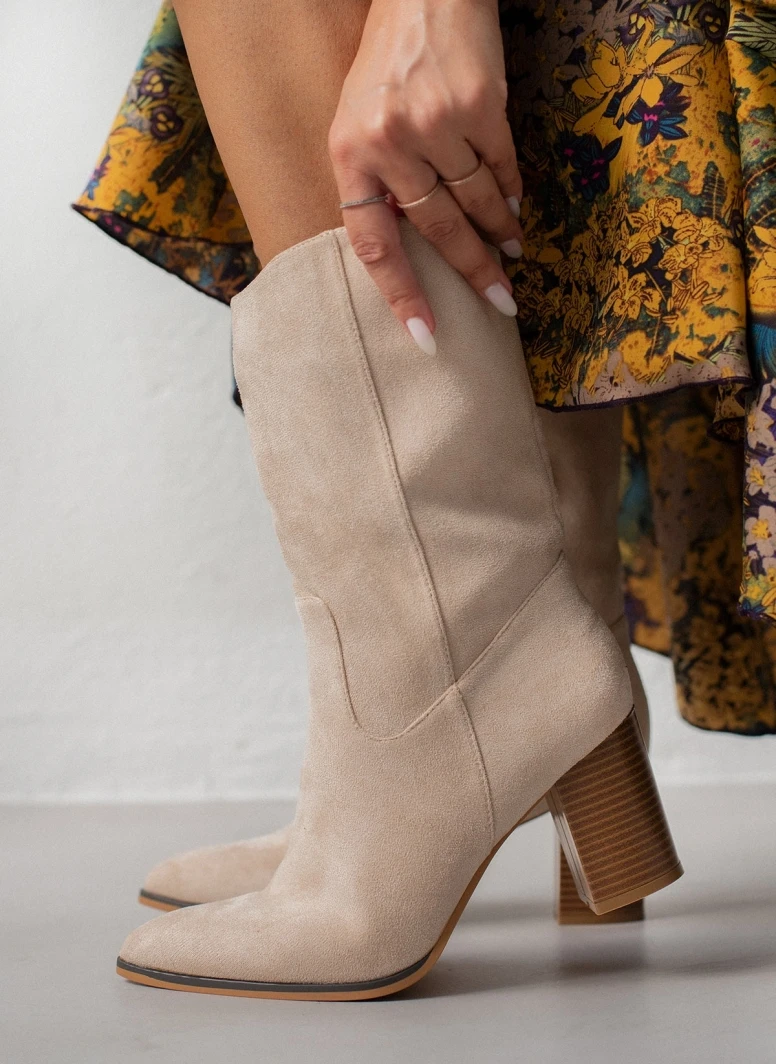 The Fashion Project Μποτάκια Suede με ξύλινο τακούνι - Μπεζ 7 The Fashion Project Μποτάκια Suede με ξύλινο τακούνι - Μπεζ - Image 7