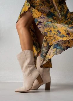 The Fashion Project Μποτάκια Suede με ξύλινο τακούνι - Μπεζ