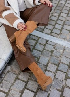 The Fashion Project Μποτάκια Suede με ξύλινο τακούνι - Κάμελ 13 The Fashion Project Μποτάκια Suede με ξύλινο τακούνι - Κάμελ -The Fashion Project κατάστημα mpotakia suede me ksulino takouni 107077 s47p