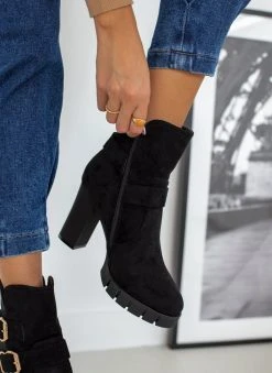 The Fashion Project Μποτάκια Suede με μεταλλικά στοιχεία - Μαύρο 13 The Fashion Project Μποτάκια Suede με μεταλλικά στοιχεία - Μαύρο -The Fashion Project κατάστημα mpotakia suede me metallika stoixeia 106478 nzyj