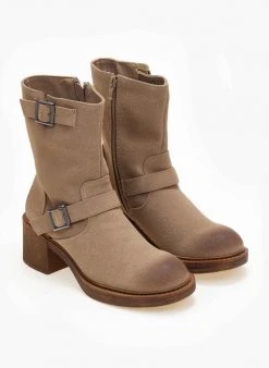 The Fashion Project Μποτάκια Biker με μεταλλικές αγκράφες - Πούρο -The Fashion Project κατάστημα mpotakia suede me metallikes agkrafes 105962 3ak0