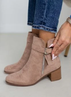 The Fashion Project Μποτάκια Suede με μεταλλικό φερμουάρ - Πούρο