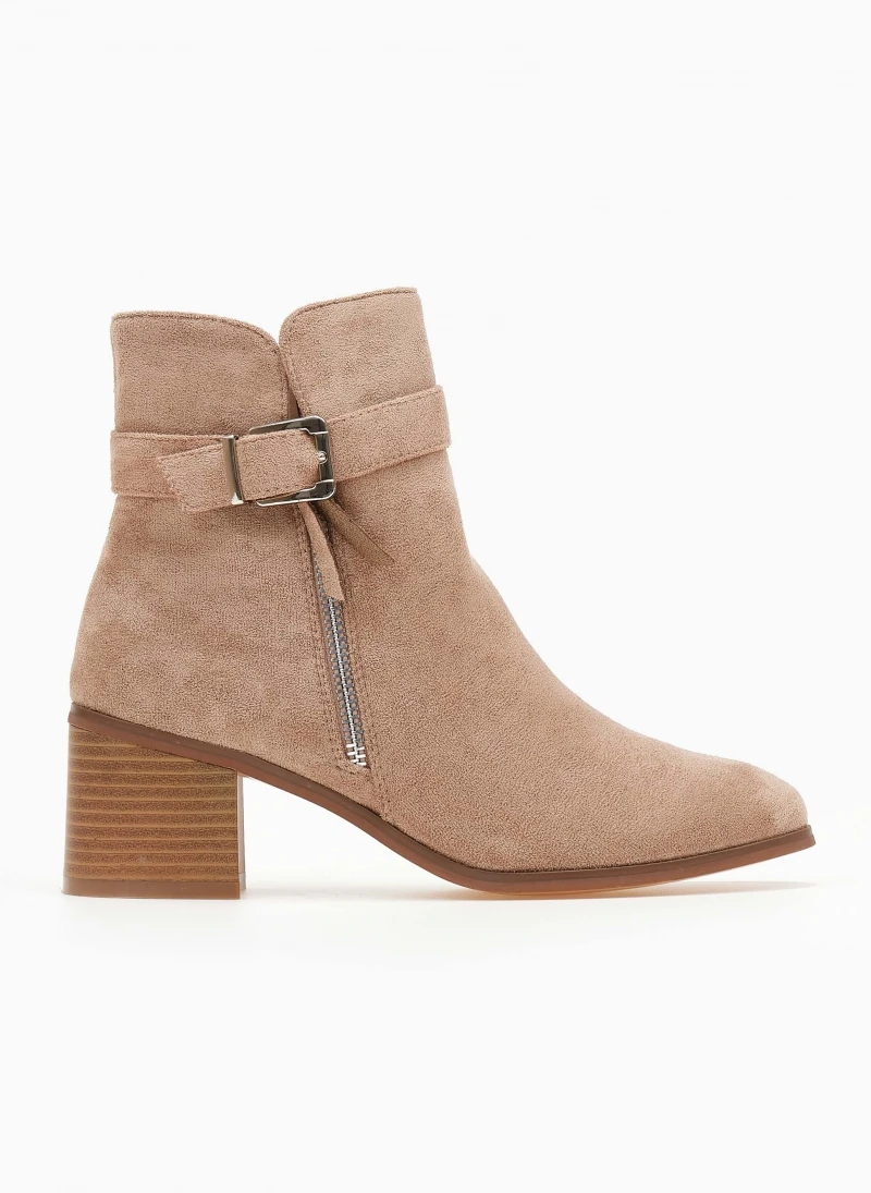 The Fashion Project Μποτάκια Suede με μεταλλικό φερμουάρ - Πούρο 2 The Fashion Project Μποτάκια Suede με μεταλλικό φερμουάρ - Πούρο - Image 2
