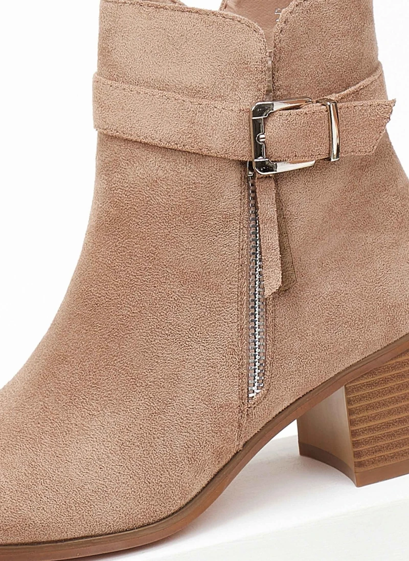 The Fashion Project Μποτάκια Suede με μεταλλικό φερμουάρ - Πούρο 3 The Fashion Project Μποτάκια Suede με μεταλλικό φερμουάρ - Πούρο - Image 3