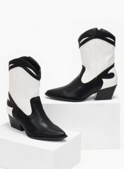 The Fashion Project Μποτάκια Cowboy με διχρωμία - Μαύρο -The Fashion Project κατάστημα mpotakia western me dixrwmia 108837 23ww