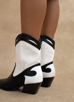 The Fashion Project Μποτάκια Cowboy με διχρωμία - Μαύρο -The Fashion Project κατάστημα mpotakia western me dixrwmia 108837 dodt