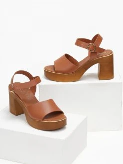 Πέδιλα με μπαρέτα δερμάτινα Estil - Ταμπά -The Fashion Project κατάστημα pedila dermatina me mpareta estil 110795 j0it