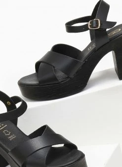 Πέδιλα δερμάτινα με χιαστί φάσα Estil - Μαύρο 6 Πέδιλα δερμάτινα με χιαστί φάσα Estil - Μαύρο -The Fashion Project κατάστημα pedila dermatina me xiasti fasa estil 110792 fvip