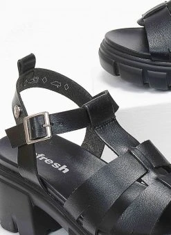 Πέδιλα με μπαρέτα και Chunky σόλα Refresh 170652 - Μαύρο -The Fashion Project κατάστημα pedila me chunky sola refresh 170652 110369 z0fk