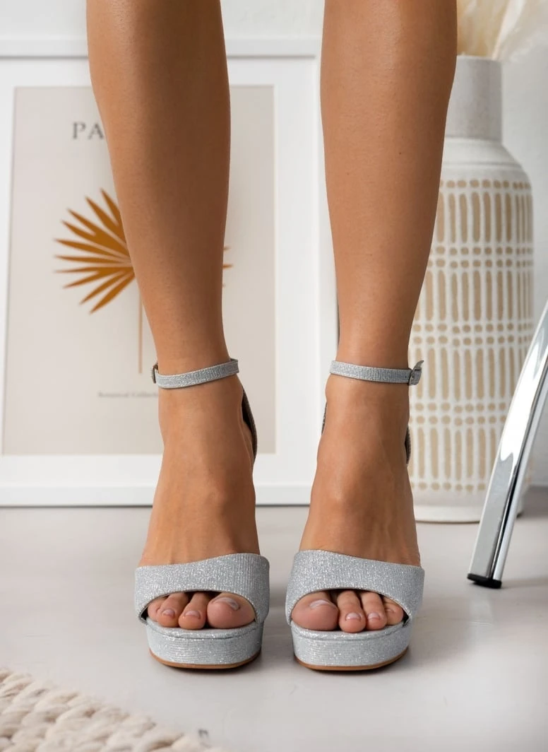 The Fashion Project Πέδιλα με φιάπα από ύφασμα Glitter - Ασημί 4 The Fashion Project Πέδιλα με φιάπα από ύφασμα Glitter - Ασημί - Image 4
