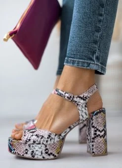 Xti Footwear Πέδιλα με φιάπα και Pattern Xti 141162 - Multi