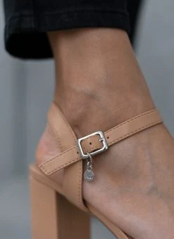 Xti Footwear Πέδιλα με φιάπα σε καρέ γραμμή Xti 140844 - Μπεζ -The Fashion Project κατάστημα pedila me fiapa se kare grammi xti 140844 110287 9czy