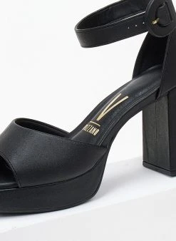 Πέδιλα με φιάπα και ματ αγκράφα Vizzano 6472.103 - Μαύρο -The Fashion Project κατάστημα pedila me fiapa vizzano 6472103 106436 zcm9