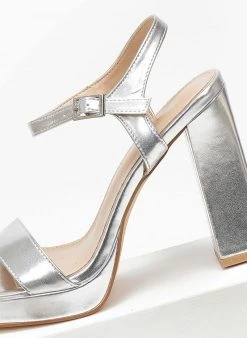 The Fashion Project Πέδιλα με μπαρέτα και φιάπα - Ασημί 7 The Fashion Project Πέδιλα με μπαρέτα και φιάπα - Ασημί -The Fashion Project κατάστημα pedila me mpareta kai fiapa 110615 8prj