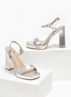 The Fashion Project Πέδιλα με μπαρέτα και φιάπα - Ασημί 6 The Fashion Project Πέδιλα με μπαρέτα και φιάπα - Ασημί -The Fashion Project κατάστημα pedila me mpareta kai fiapa 110615 xsvm