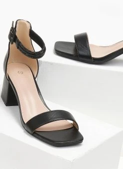 The Fashion Project Πέδιλα με μπαρέτα και στρας - Μαύρο -The Fashion Project κατάστημα pedila me mpareta kai strass 110705 n18t