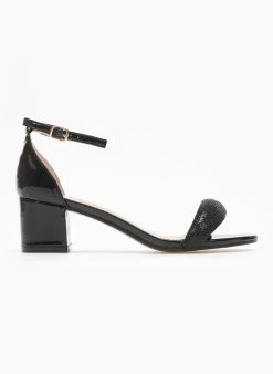 The Fashion Project Πέδιλα με μπαρέτα και στρας φάσα - Μαύρο 8 The Fashion Project Πέδιλα με μπαρέτα και στρας φάσα - Μαύρο -The Fashion Project κατάστημα pedila me mpareta kai strass fasa 110696 1v1i