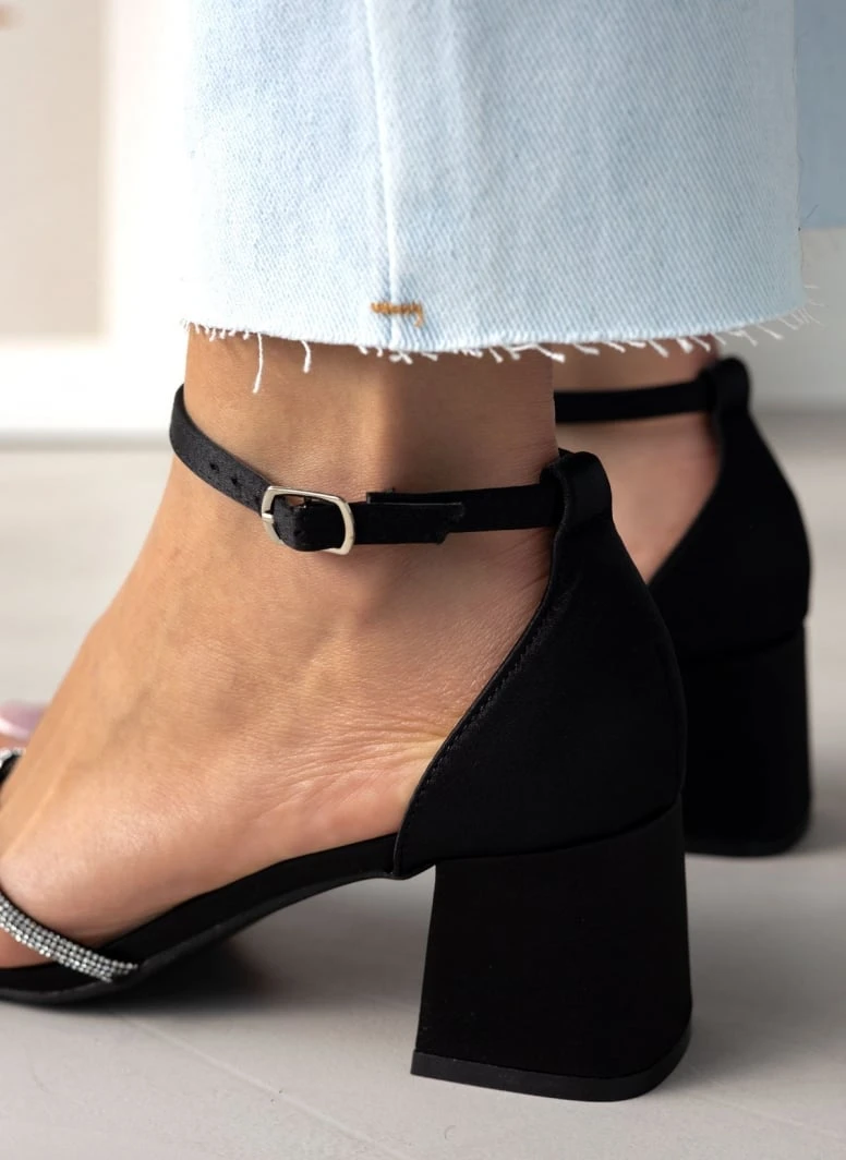 The Fashion Project Πέδιλα με μπαρέτα σατέν - Μαύρο 7 The Fashion Project Πέδιλα με μπαρέτα σατέν - Μαύρο - Image 7