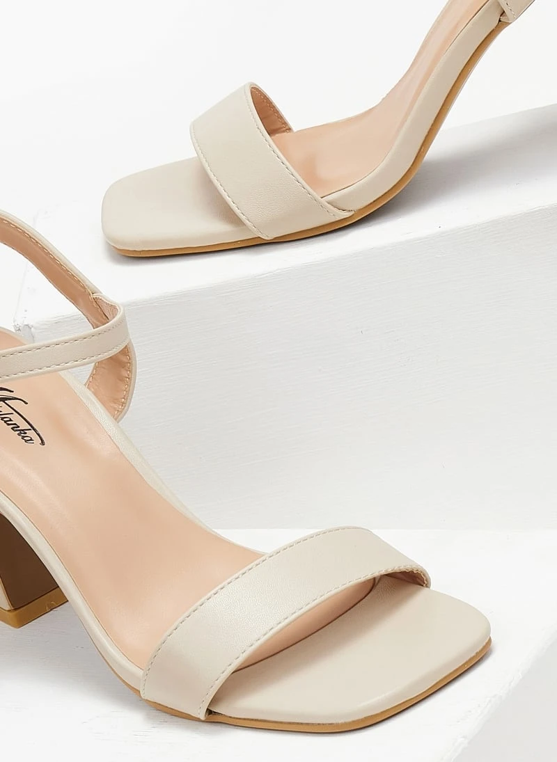 The Fashion Project Πέδιλα με μπαρέτα σε καρέ γραμμή - Μπεζ 5 The Fashion Project Πέδιλα με μπαρέτα σε καρέ γραμμή - Μπεζ - Image 5