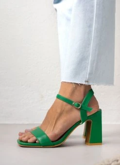 The Fashion Project Πέδιλα με μπαρέτα σε καρέ γραμμή - Πράσινο