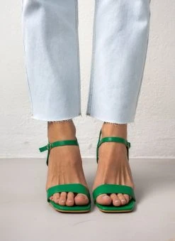 The Fashion Project Πέδιλα με μπαρέτα σε καρέ γραμμή - Πράσινο -The Fashion Project κατάστημα pedila me mpareta se kare grammi 110658 juit