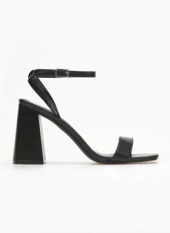 The Fashion Project Πέδιλα με μπαρέτα σε καρέ γραμμή - Μαύρο