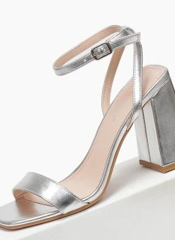 The Fashion Project Πέδιλα με μπαρέτα σε καρέ γραμμή - Ασημί -The Fashion Project κατάστημα pedila me mpareta se kare grammi 111224 mp8l