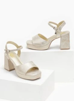 Xti Footwear Πέδιλα με μπαρέτα Xti 141471 - Χρυσό -The Fashion Project κατάστημα pedila me mpareta xti 141471 110476 stz5