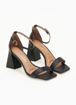 Πέδιλα με μπαρέτα και Pattern Vizzano 6464.102 - Μαύρο -The Fashion Project κατάστημα pedila me pattern sto takouni vizzano 6464102 106422 l5oj