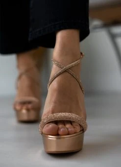 The Fashion Project Πέδιλα με στρας και φιάπα - Χαλκός 9 The Fashion Project Πέδιλα με στρας και φιάπα - Χαλκός -The Fashion Project κατάστημα pedila me stras kai fiapa 110583 exzo