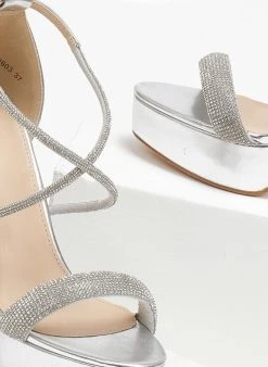 The Fashion Project Πέδιλα με στρας και φιάπα - Ασημί 12 The Fashion Project Πέδιλα με στρας και φιάπα - Ασημί -The Fashion Project κατάστημα pedila me strass kai fiapa 110582 0uon