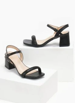 The Fashion Project Πέδιλα με στρας σε καρέ γραμμή - Μαύρο 5 The Fashion Project Πέδιλα με στρας σε καρέ γραμμή - Μαύρο -The Fashion Project κατάστημα pedila me strass se kare grammi 110590 3z4x